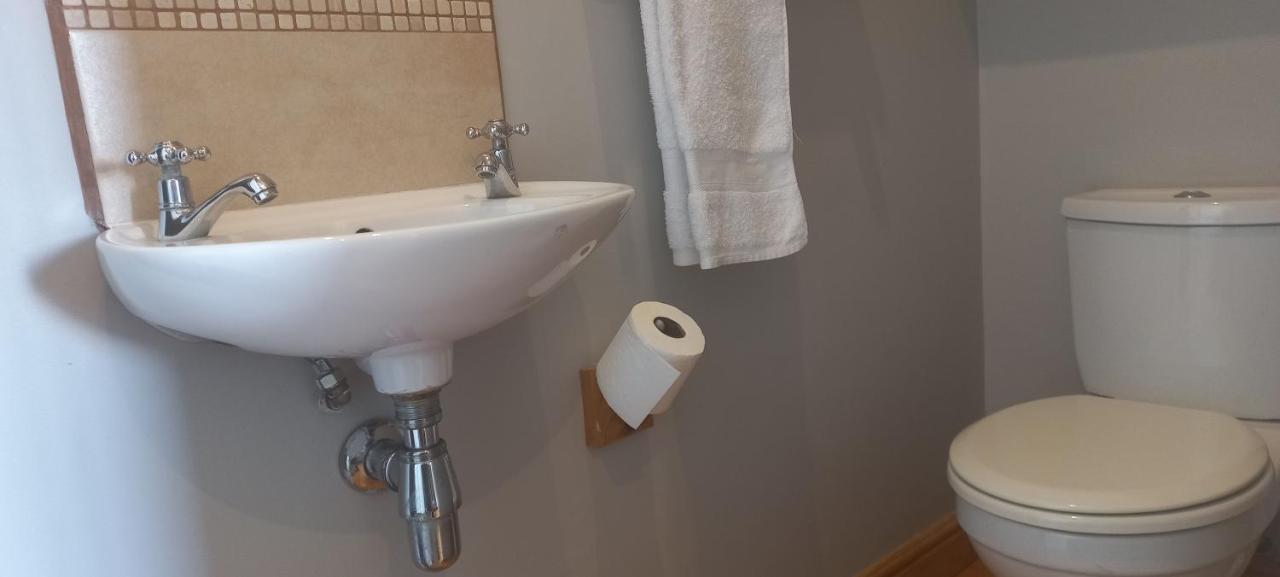 Oppikoppi De Kelders Hotel Екстериор снимка